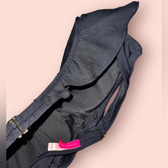 *RARE* Black Victoria’s Secret (Crochet/Ruffle) Detailed Cheeky Swimsuit Bikini - Picture 15 of 15